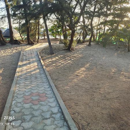 His Grace Sea View Cottages - Private Beach At Malpe Udupi Exterior foto